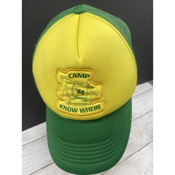 Stranger Things Dustin Trucker Hat Cap Camp Know Where ’85 Retro Computer - Picture 11 of 12